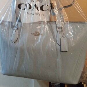 Coach Hand Bag plus ID card wallet